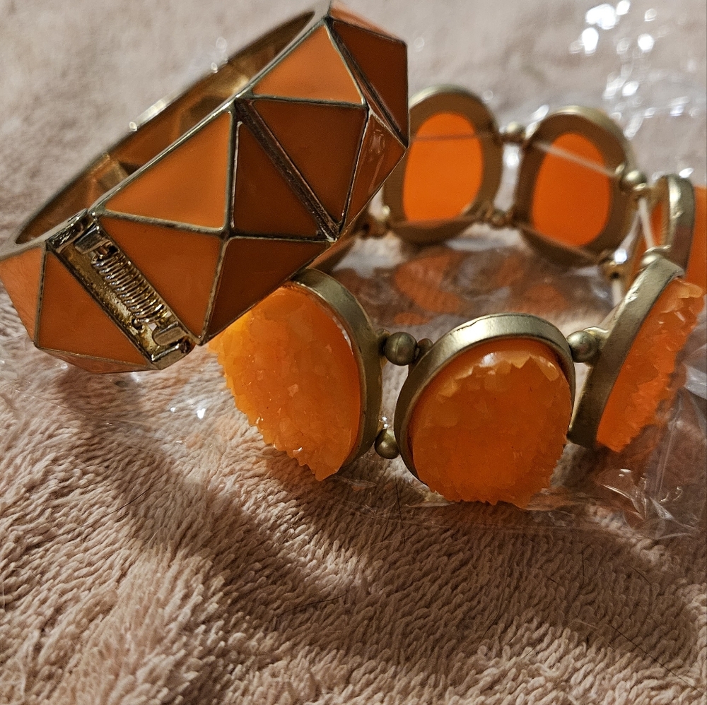 Mystery Bundle 3 pieces of Jewelry. NO CANCELLATIONS ON ACCIDENTAL BIDS - Picture 3 of 10
